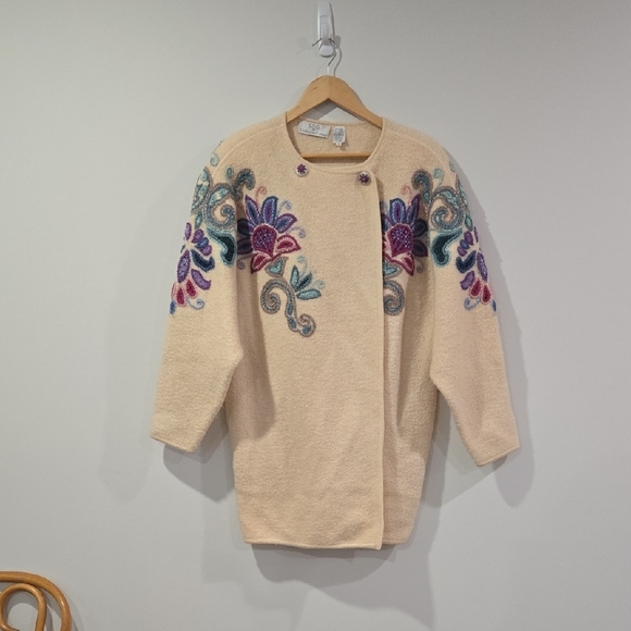 SSG Sweaters - Retro 80's/90's Brocade Embroidered Cream Wool Jacket